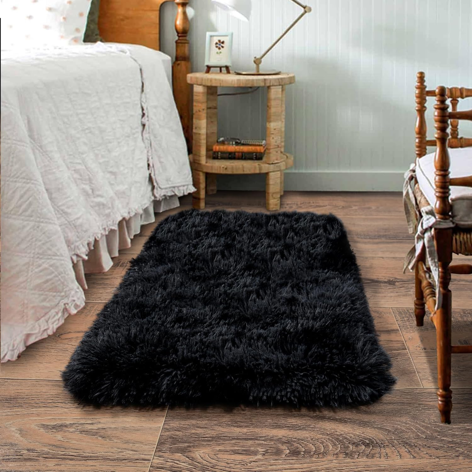 Small Black Area Rug, 2×3 Rug for Bedroom Shaggy Throw Rugs for Dorm Rug, Soft S