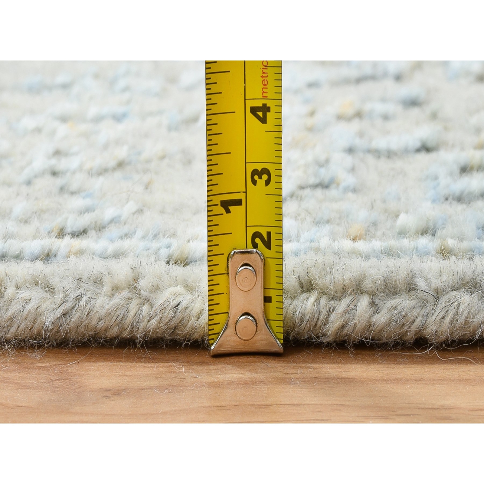 2’7″x12′ Gray Tebraz Wool and Silk Jacquard Hand Loomed Runner Rug R64552