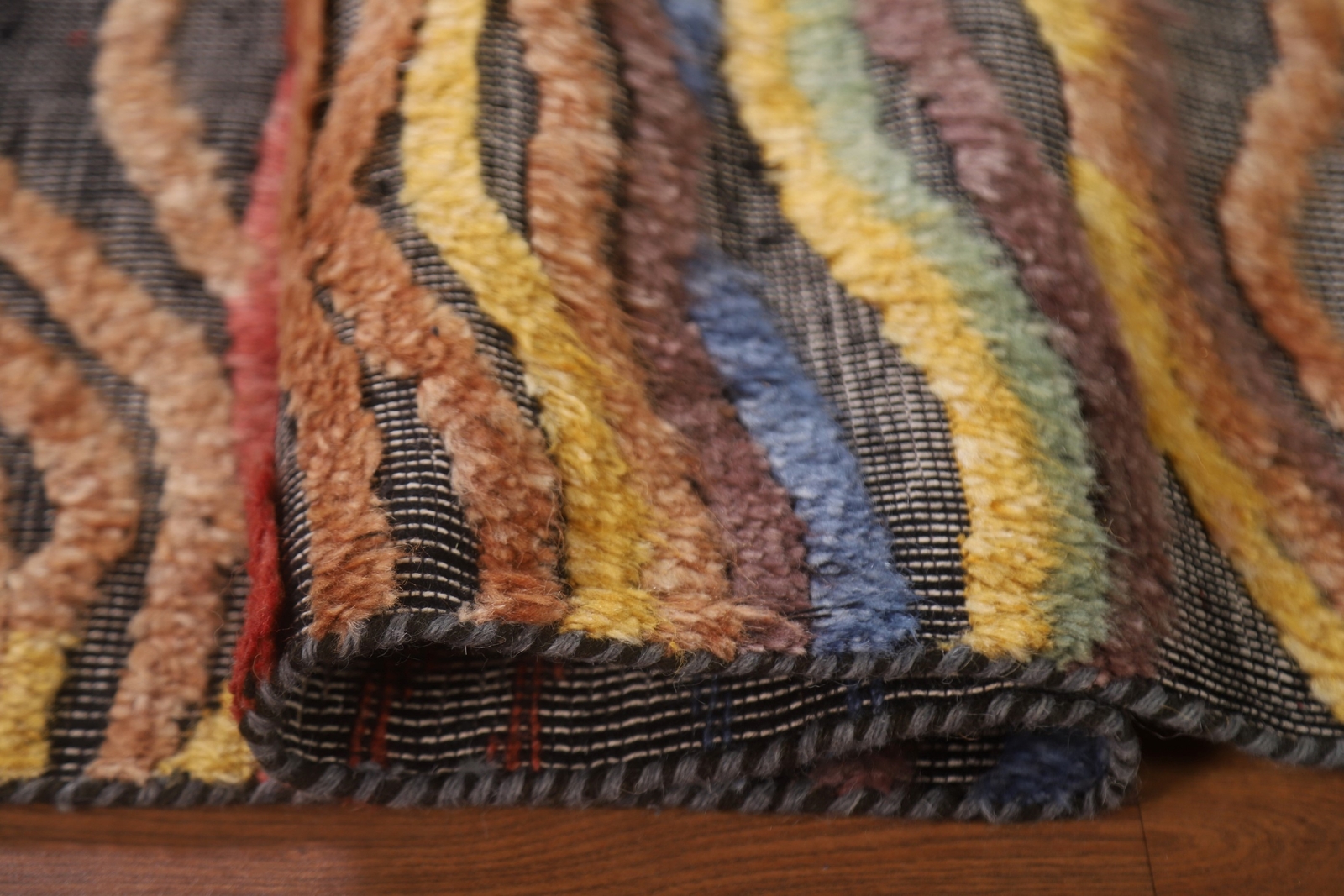 Modern Abstract Wavy Indian Area 6’x8′ Multi Level Pile Hand-knotted Wool Carpet