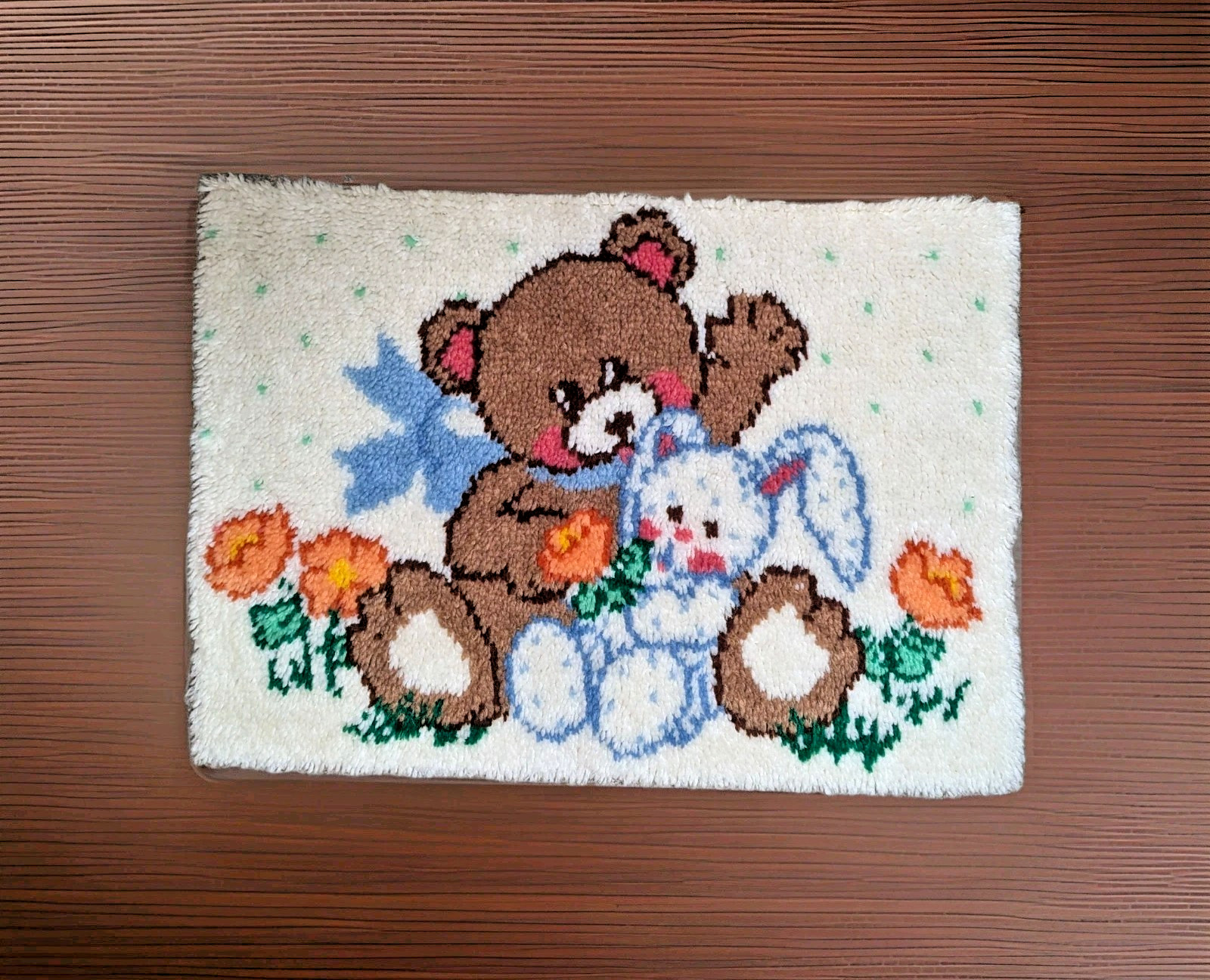 VTG Teddy Bear & Bunny Nursery Kids Room Latch Hook Accent Rug Home / Wall Decor