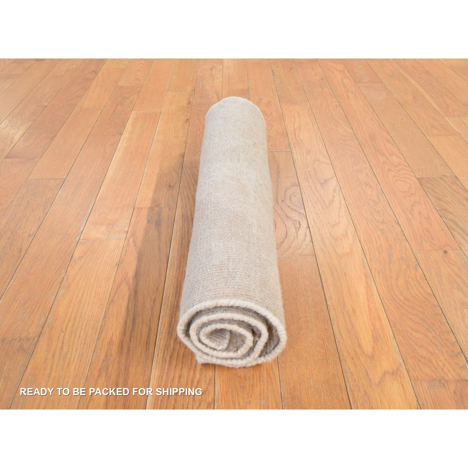 2’1″x2’10” Beige Moroccan Weave Shaggy and Soft Pile Hand Knotted Wool Mat Rug