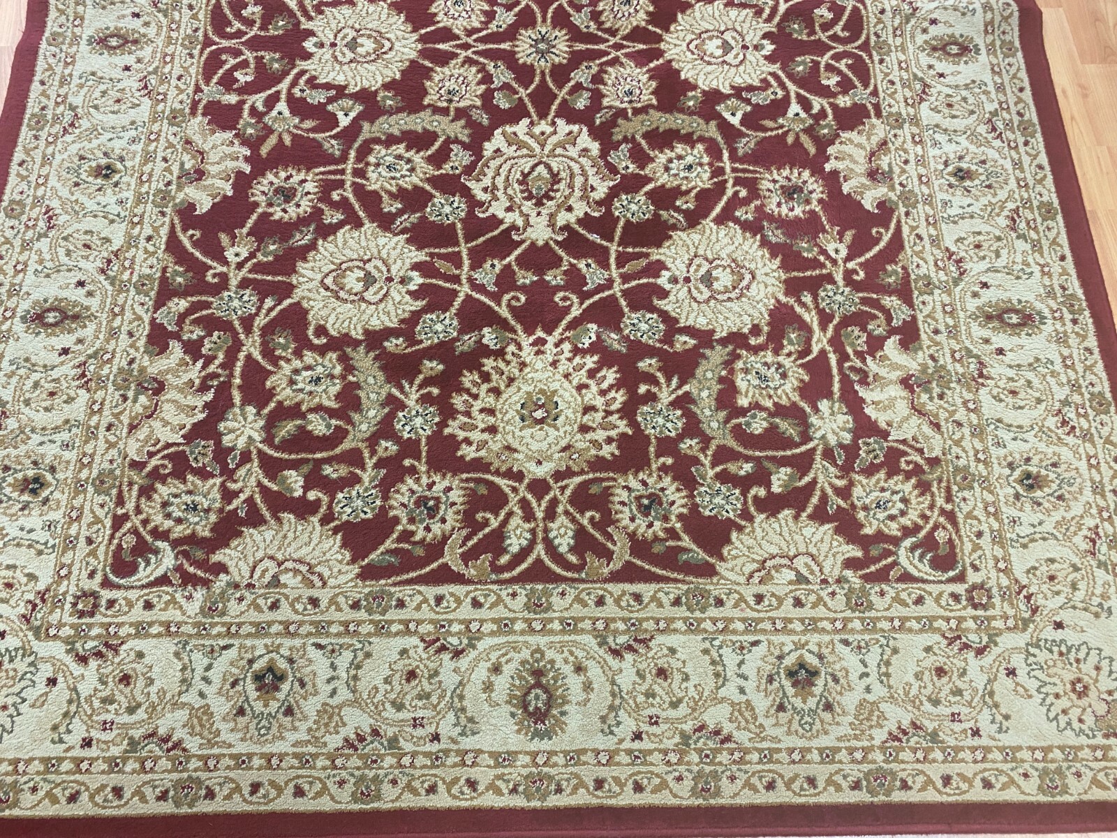 5’2″ x 7’2″ Turkish Tab riz Tuscany Collection Oriental Rug
