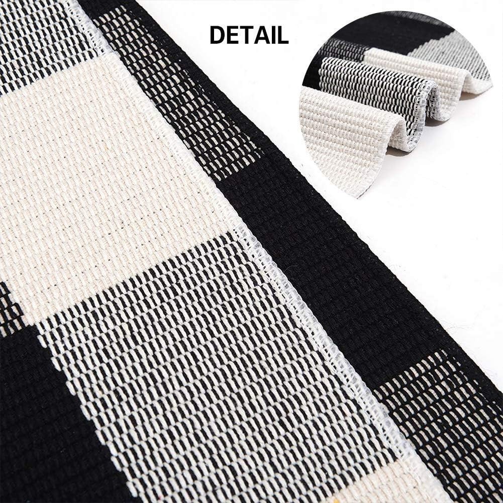 Hand-Woven Cotton Buffalo Plaid Rug 27.5 x 43 Inches – Washable Elegance