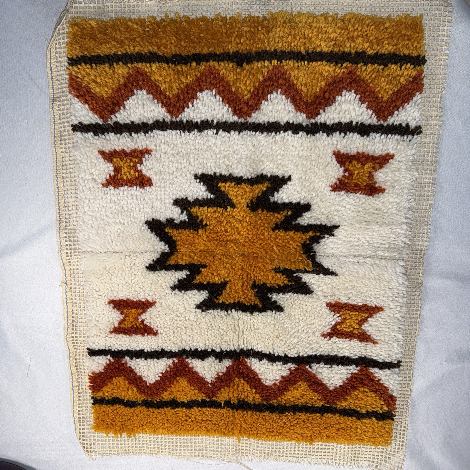 Vintage 70s Southwestern Latch Hook Rug Aztec Boho MCM Wall Hanging 22” X 29”