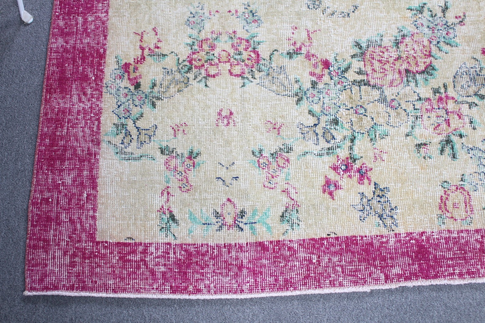 Turkish Vintage Rug, 6,9×9,7 ft Rug, Pink White Oriental Rug
