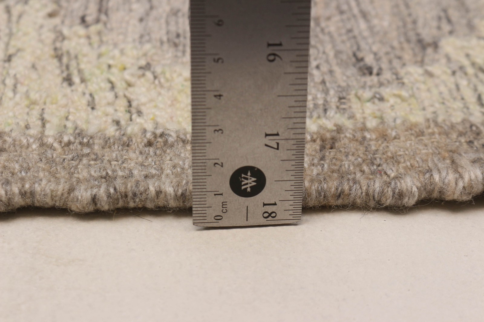 Vintage Hand Woven Area Rug 5’2″ x 7’8″ Traditional Wool Oriental Carpet