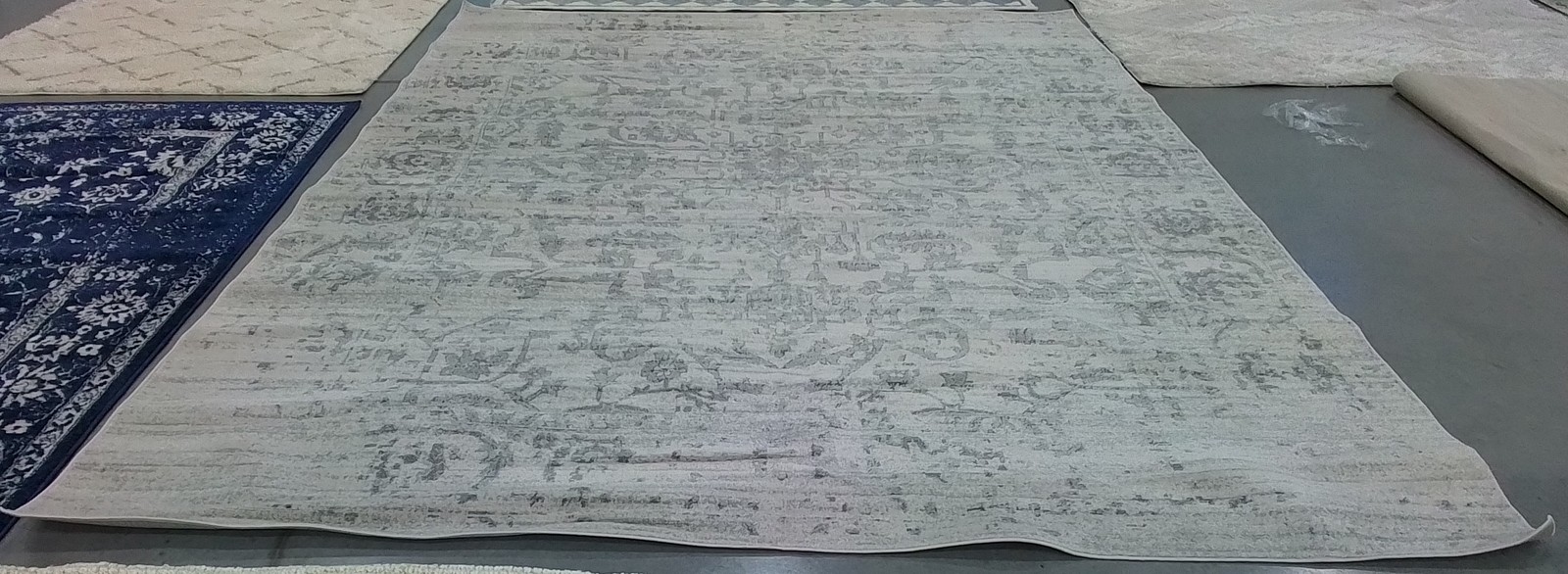 SILVER / IVORY 10′-0″ x 14′-0″ Flaw in Rug, Reduced Price 1172794024 MAD603G-10