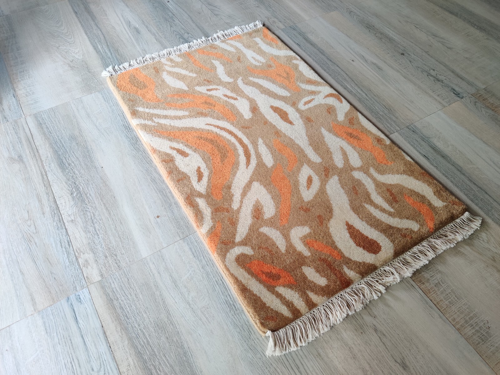 2 x 3 Brown Hand Knotted Rug for Kids Teens 100% Wool Animal Print 60×90 cm