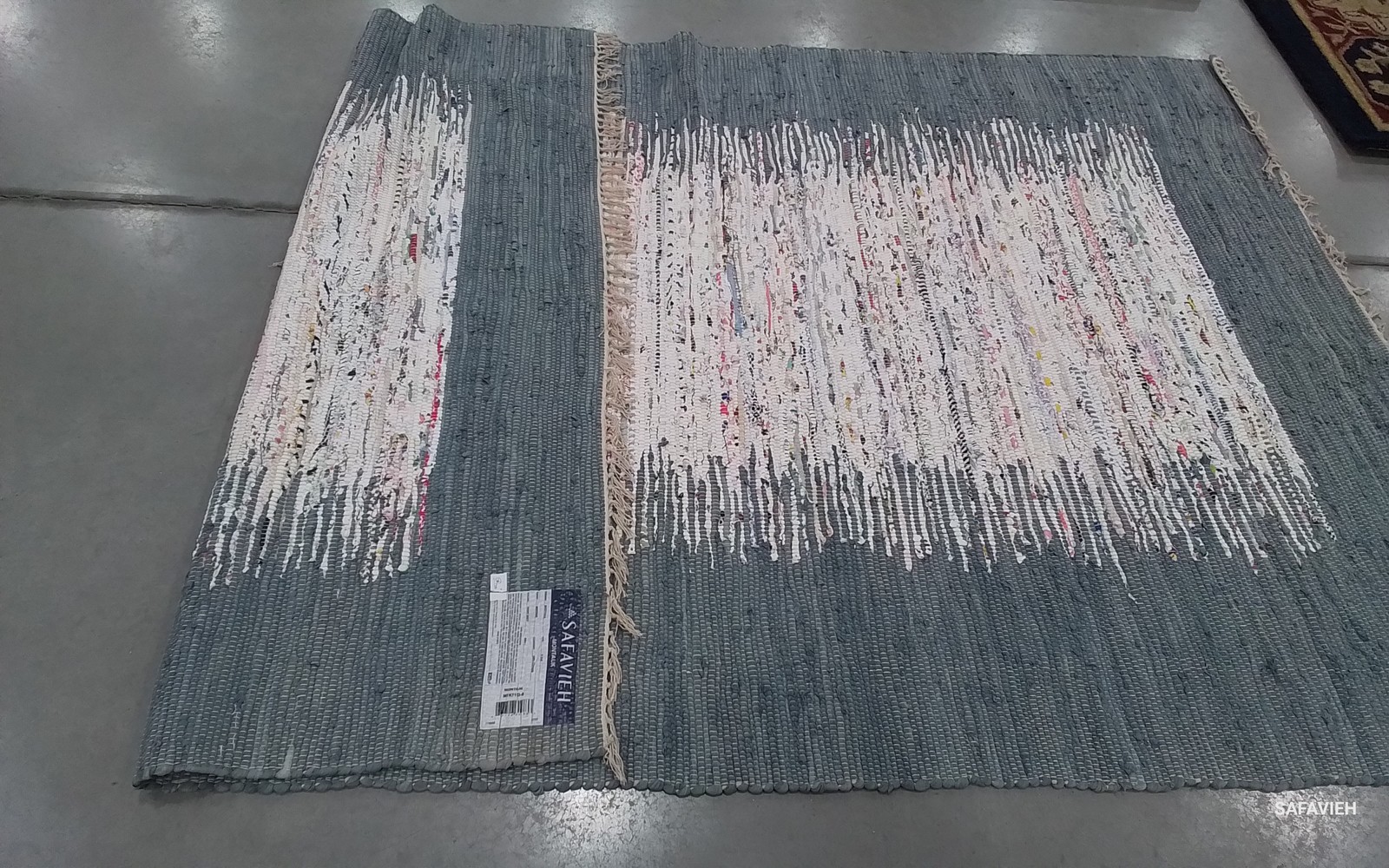 IVORY / GREY 5′-0″ x 8′-0″ Flaw in Rug, Reduced Price 1172807490 MTK711G-5