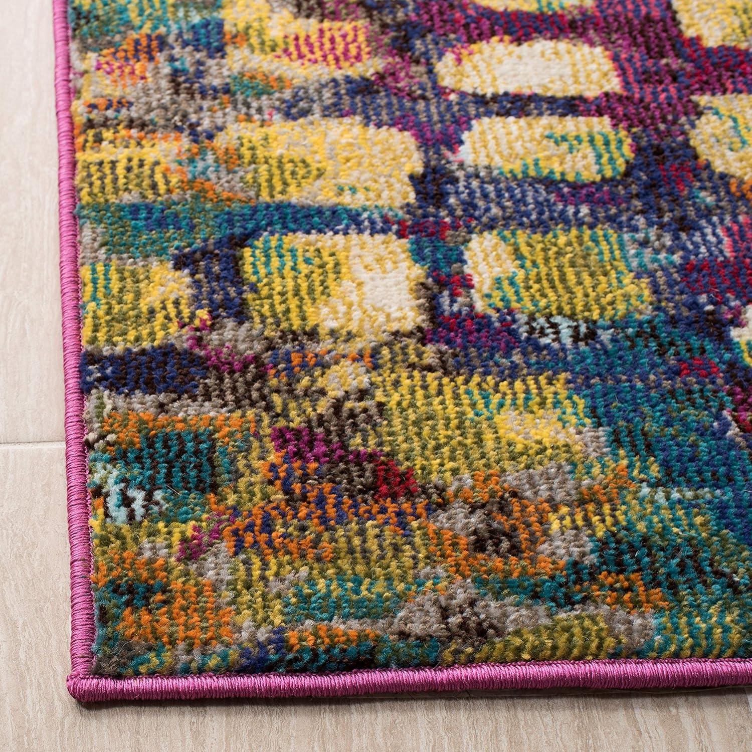 Madison Collection Accent Rug – 2′ X 4′, Fuchsia & Gold, Boho Abstract Distresse
