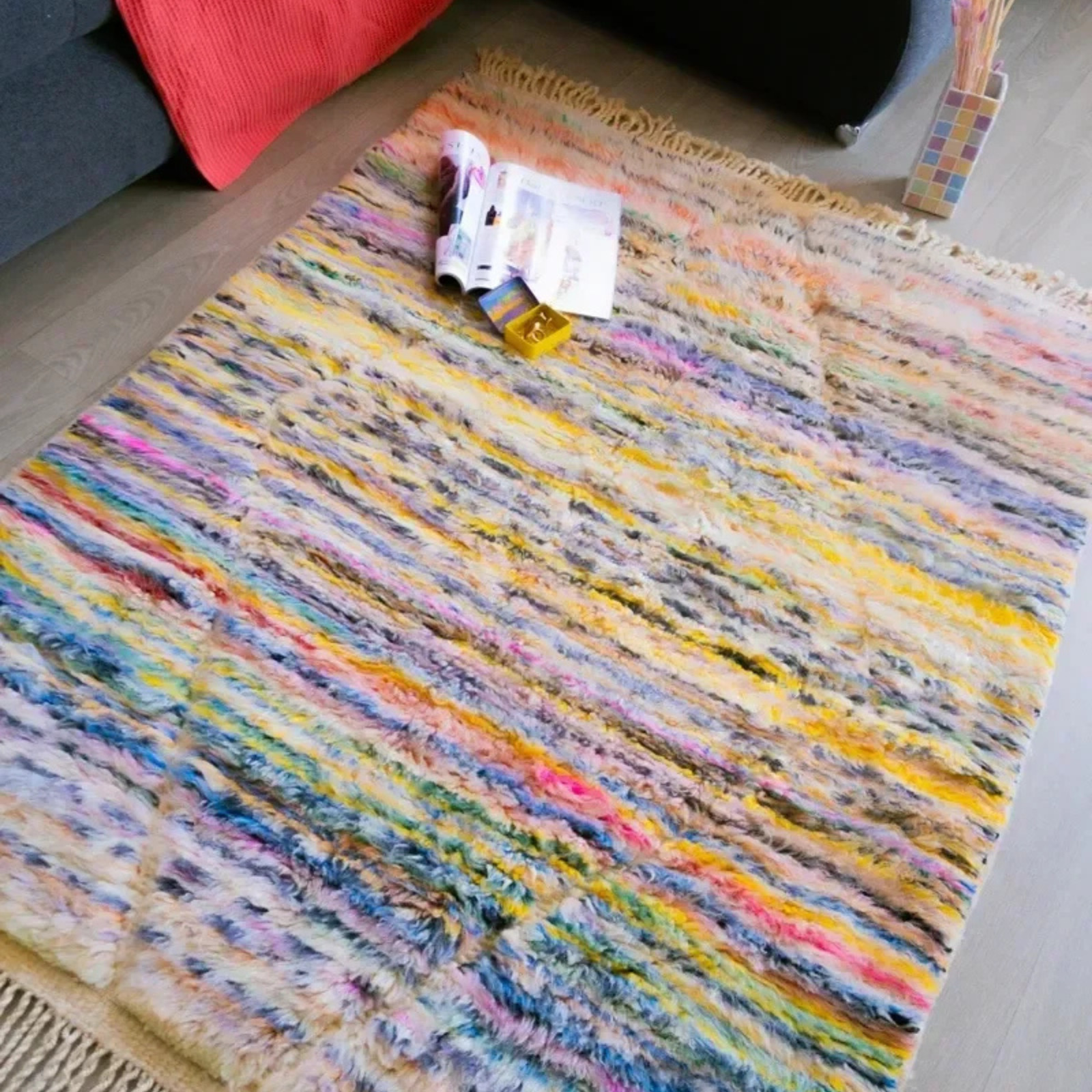 Vintage Style Moroccan Wool Boucherouite Rug – Handwoven Multicolor Shag Rug
