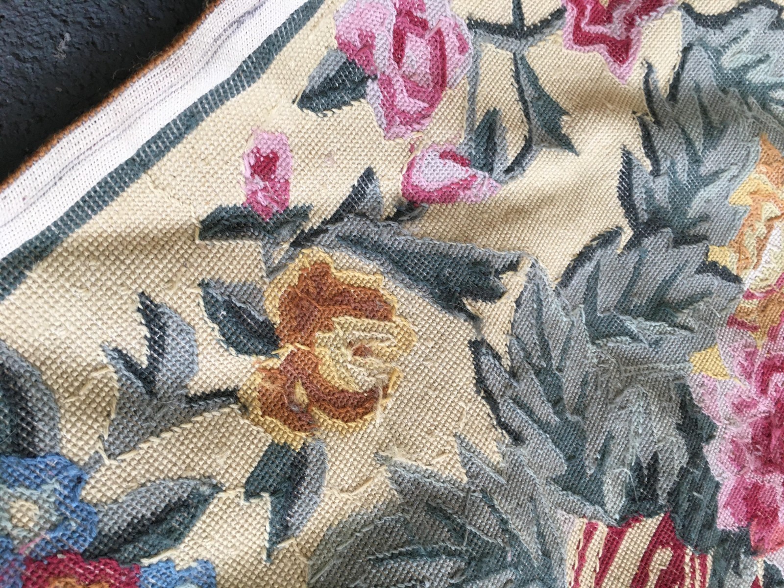 French Aubusson Needlepoint Flat Pile country French 10 x 14 Spectacular Floral