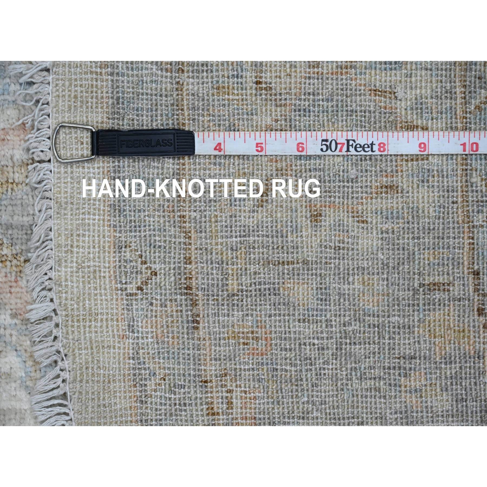 5’9″x5’9″ Ivory Heris All Over Design Pure Wool Hand Knotted Round Rug R89996