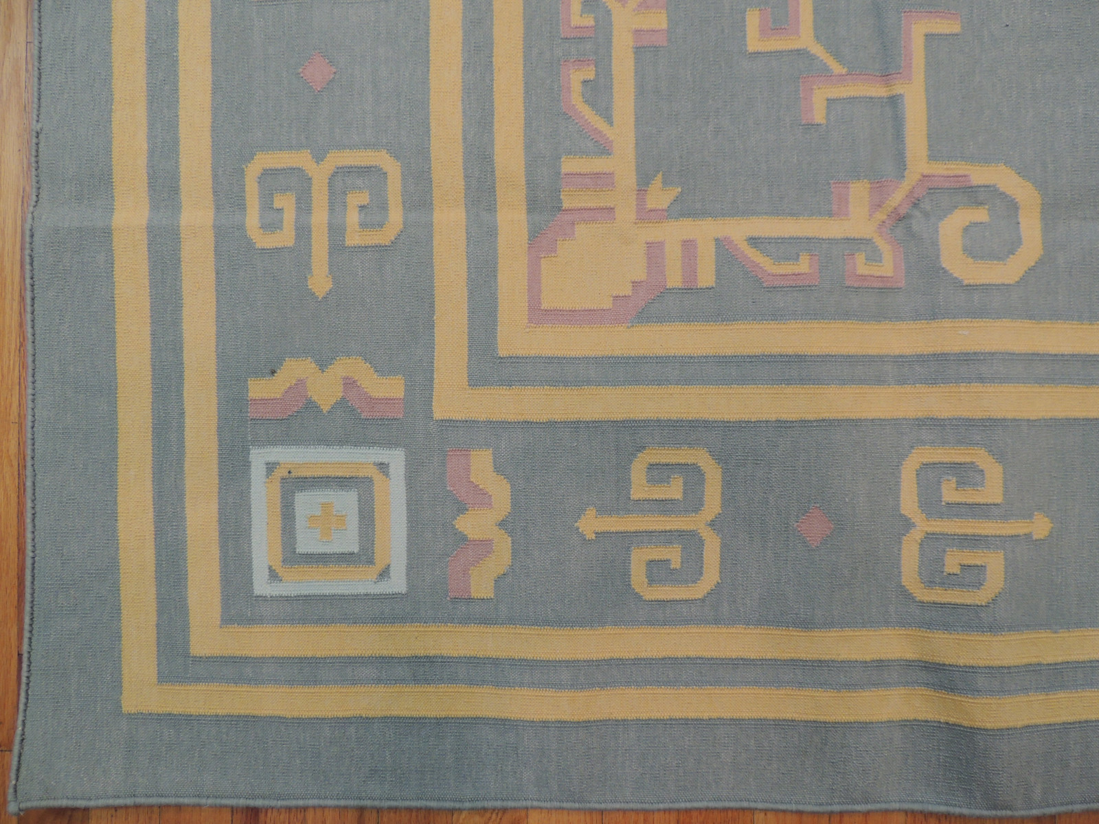 Dhurrie Durry 6×9 Reversible Area Rug Geometric design Blue Gray yellow wool