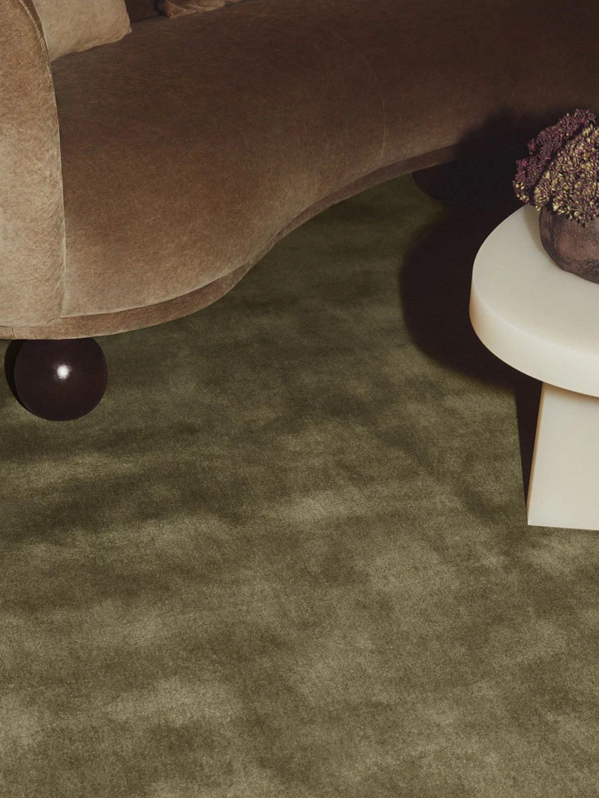 Grand – Moss Hand-Tufted Carpets Soft and durable wool from New Zealand.