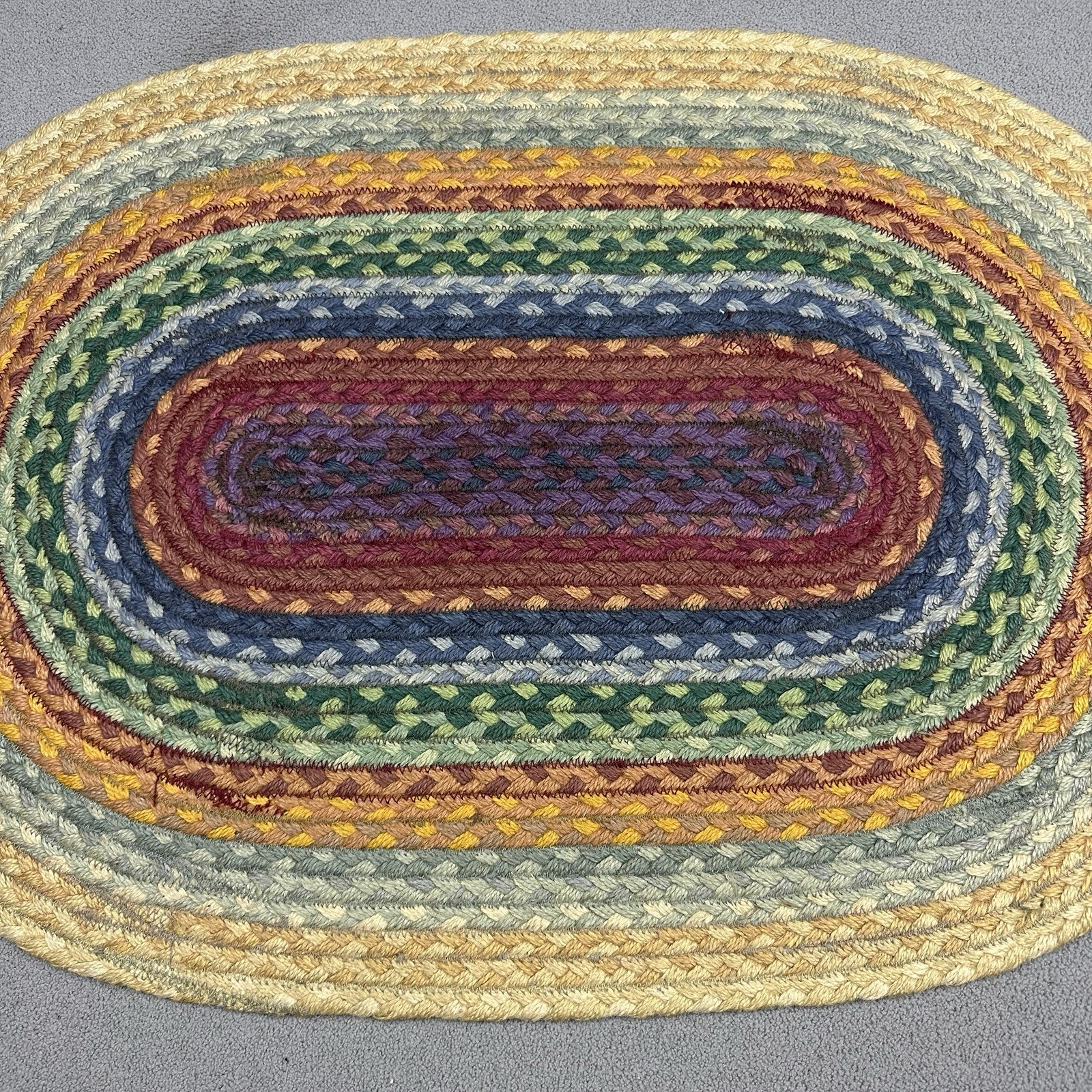 20×30” Braided Multicolor Oval Rug Gradient Rainbow Low Profile Natural Fibers