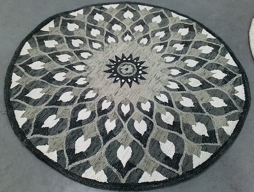 CHARCOAL/IVORY 5′-0″ x 5′-0″ Back Stain Rug, Reduced Price 1172806357 NOV603H-5R