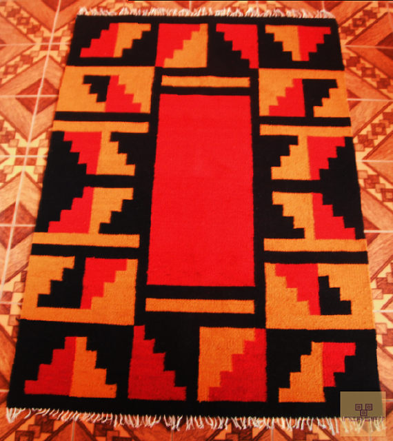 5.9ft x 3.93ft Peruvian rug genuine handmade Geometric Wool Area Rug alpaca wool