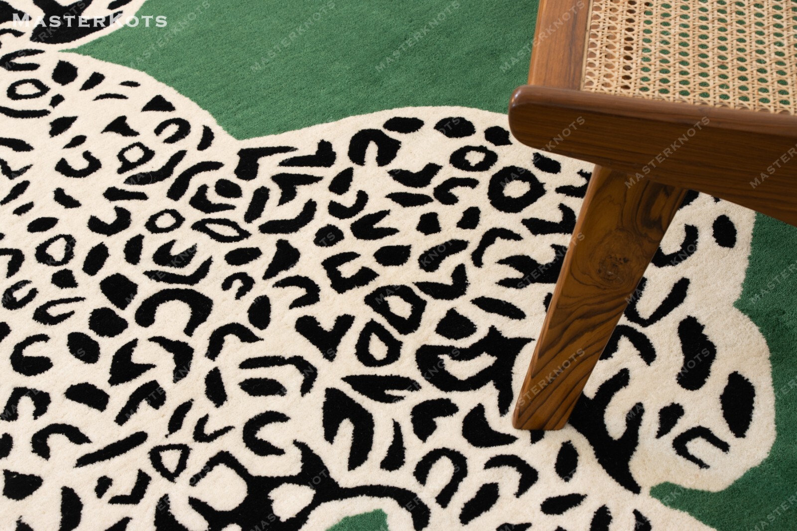 Climbing Leopard – Green, Hand-Tufted 100% Wool Soft Area Rug Carpet
