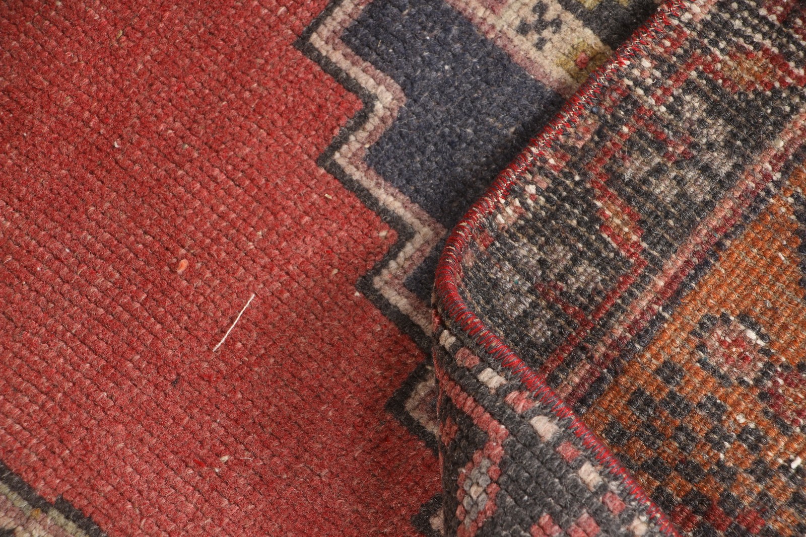 Vintage Turkish Area Rug 4,8×7,7 ft, Red Blue Geometric Rug