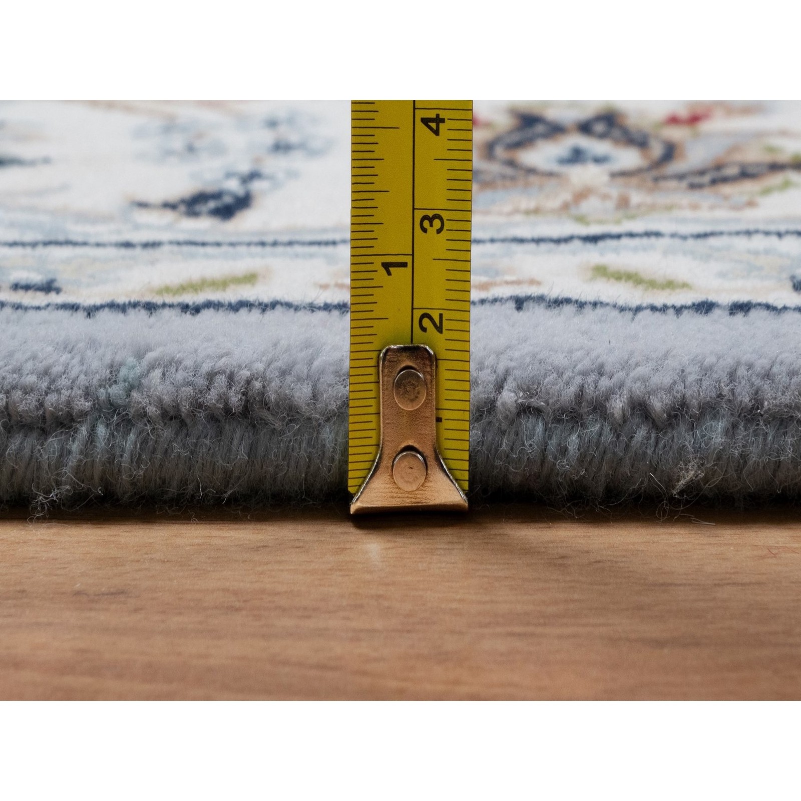 5’2 x 7’2 Hand Knotted Light Blue Nain Rug With Silk G16140