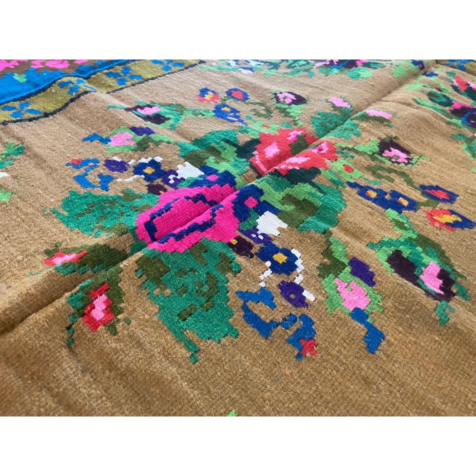 Vintage Bessarabian Kilim Rug Floral Rose Wool 70×50 Moldovan Romanian Flatweave