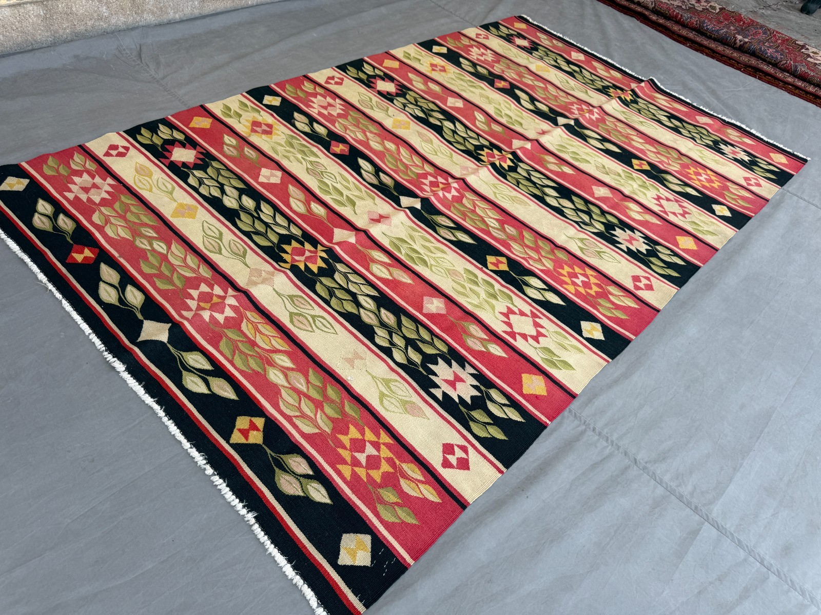 5×8 Handwoven Afghan Turkish Kilim Area – Floral Striped Flatweave Tribal Carpet