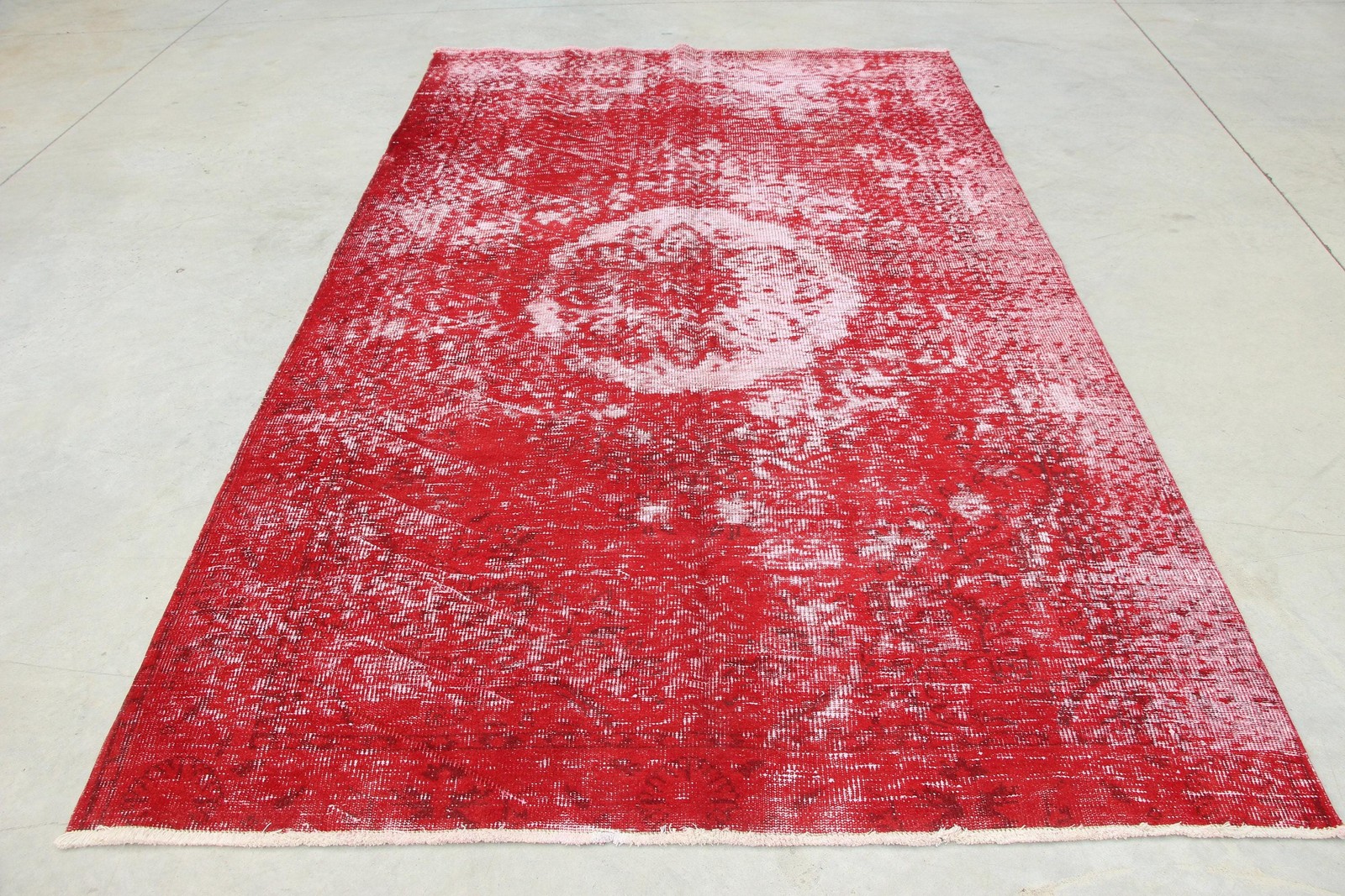 Vintage Large Rug 5,8×9,6 ft (177×294 cm), Turkish Red Floral Wool Rug