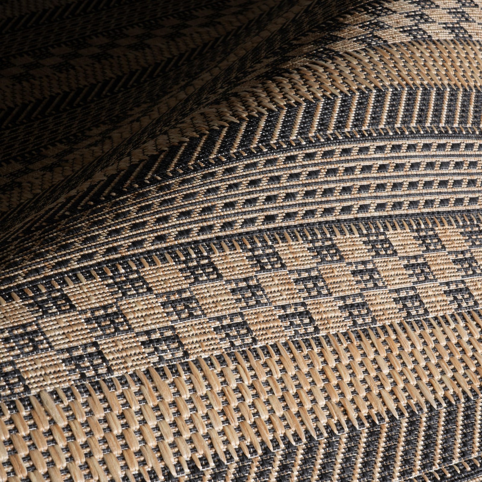 Nuloom Vail Striped 4 X 6 Indoor/Outdoor Area Rug For Living Room Patio Deck