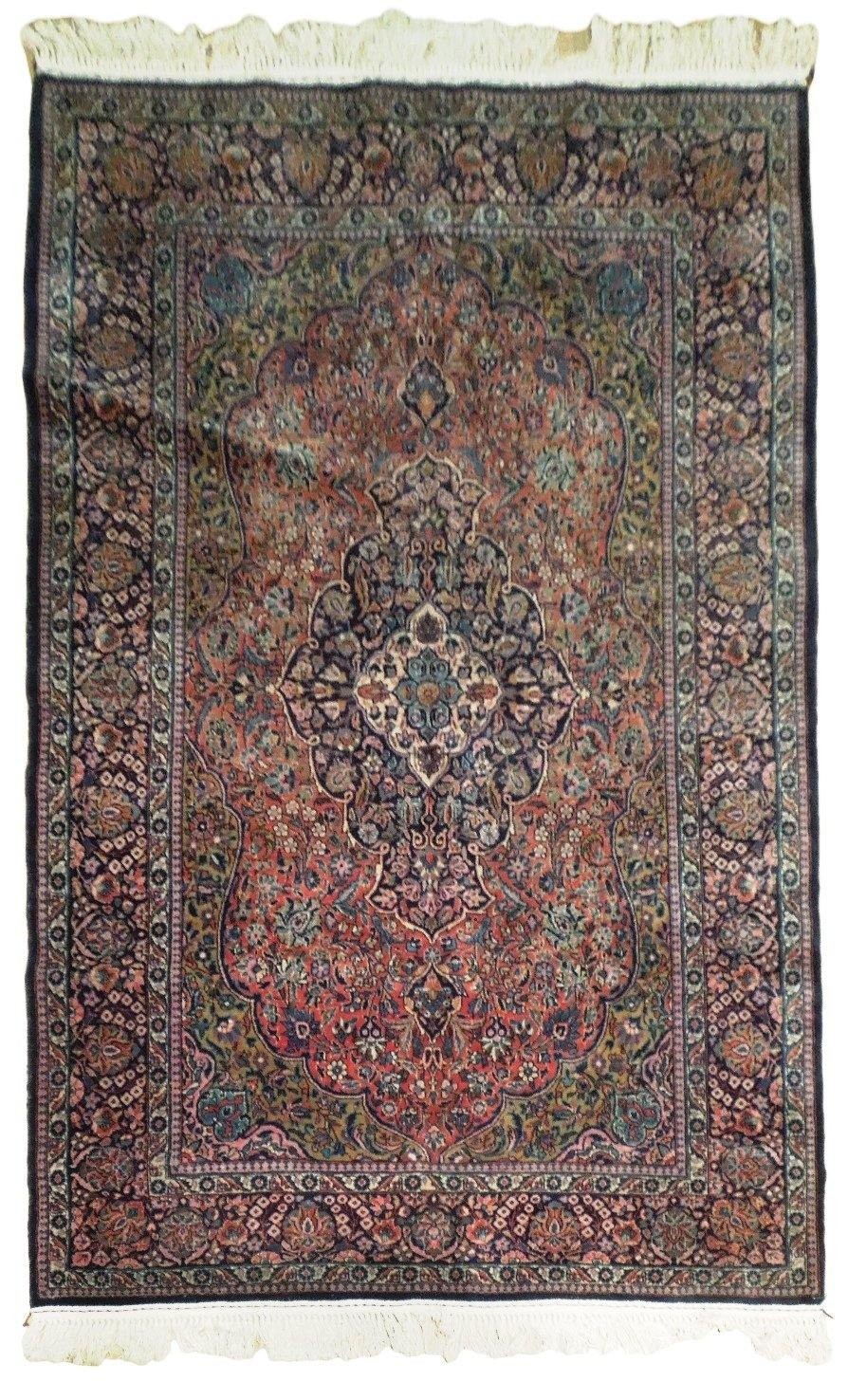 4�6” x 6’7” Antique Perrsian Kashaan Rug 74998