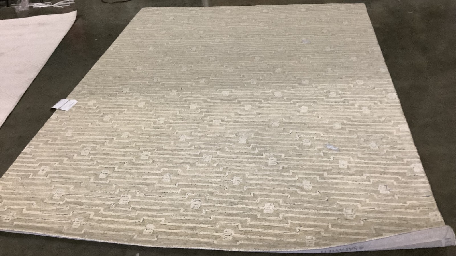 LIGHT GREY / IVORY 8′ X 10′ Broken Thread Rug Reduced Price 1172674272 MLP178F-8