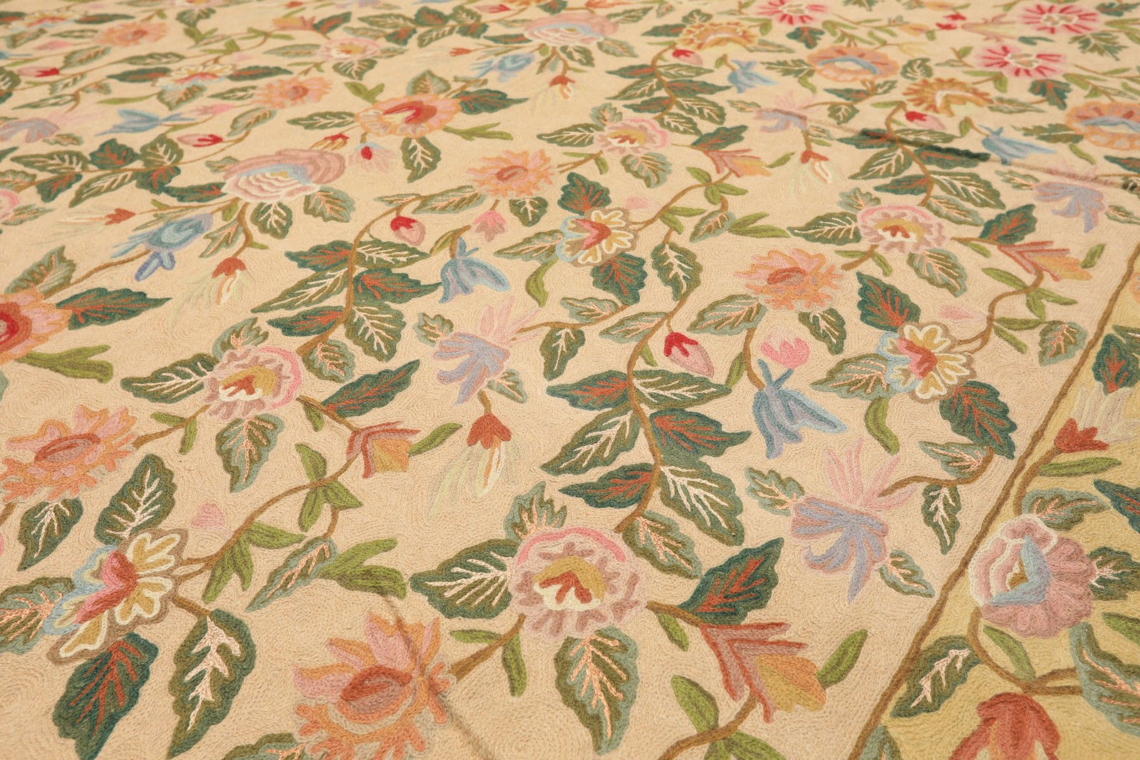 6×9 Hand Woven Wool Light Peach Chainstitch Traditional Botanical Rug