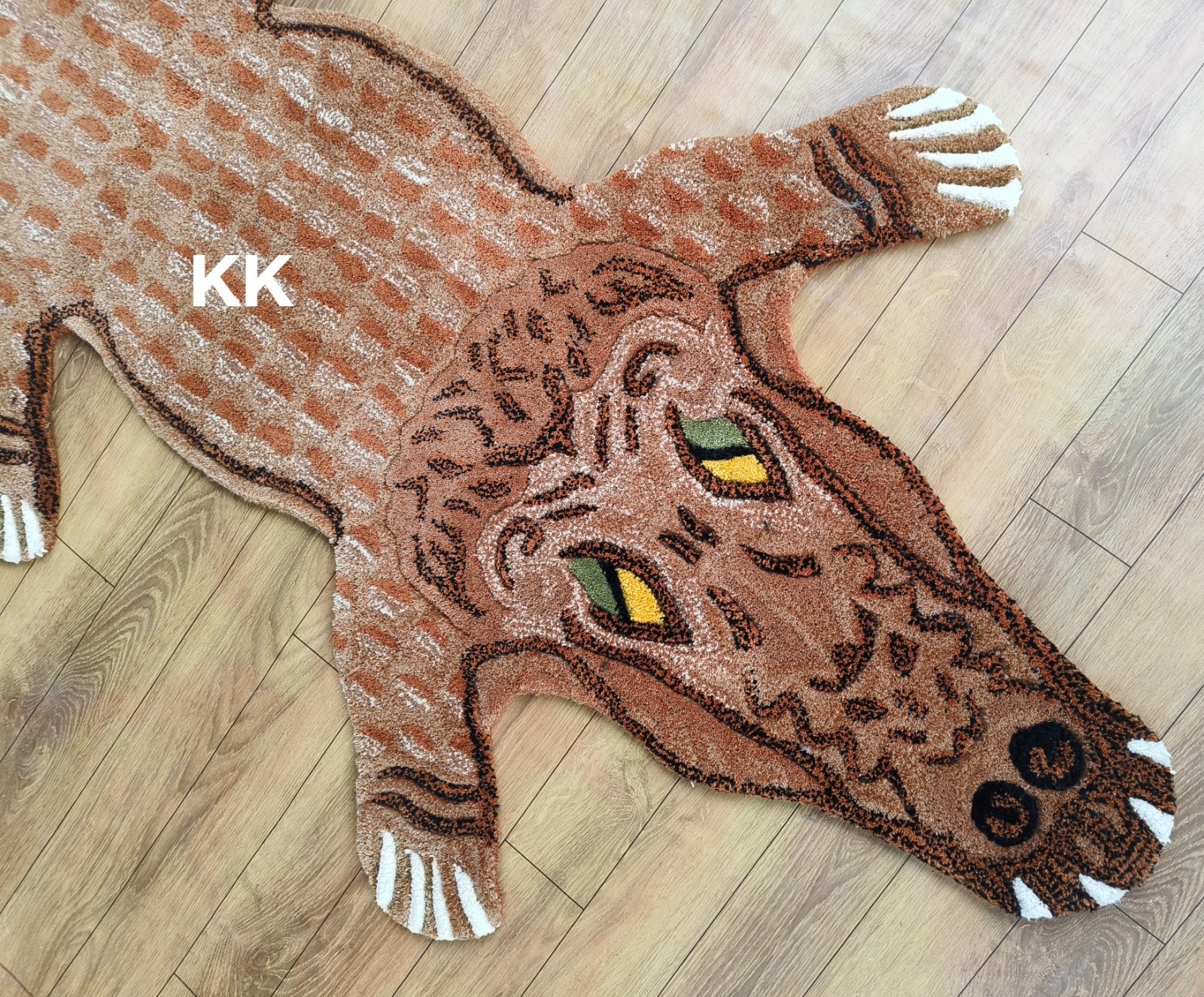 Crocodile Rugs Handmade 100% Woolen Hand Tufted For Home Decoration