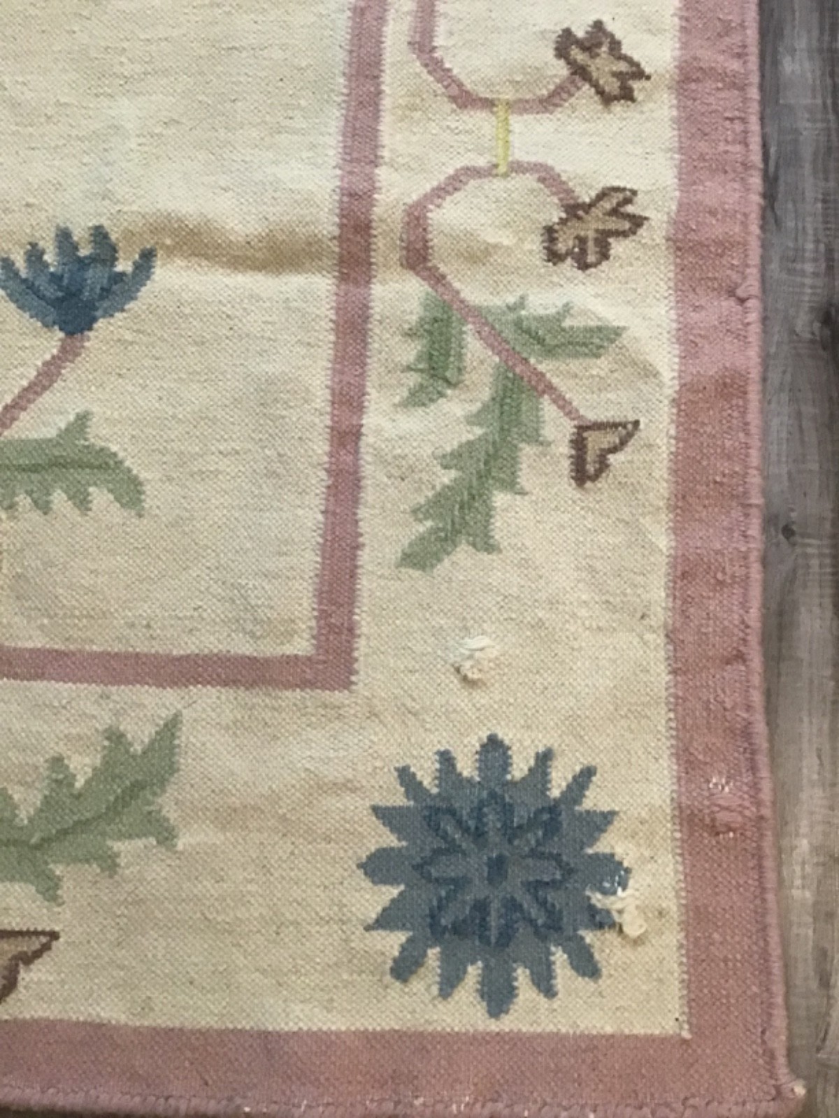 VTG DHURRIE Hand Woven WOOL RUG PASTEL FLORAL PATTERN 68″ X 46″