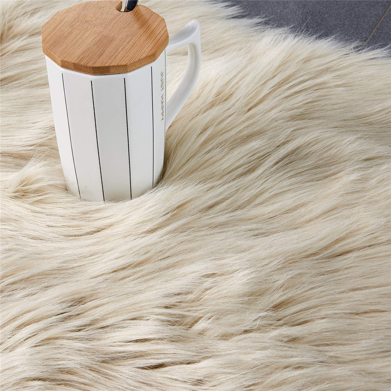 Ultra Soft Fluffy/Fuzzy Shaggy Area Rug Faux Fur Chair Cover for Bedroom Floor