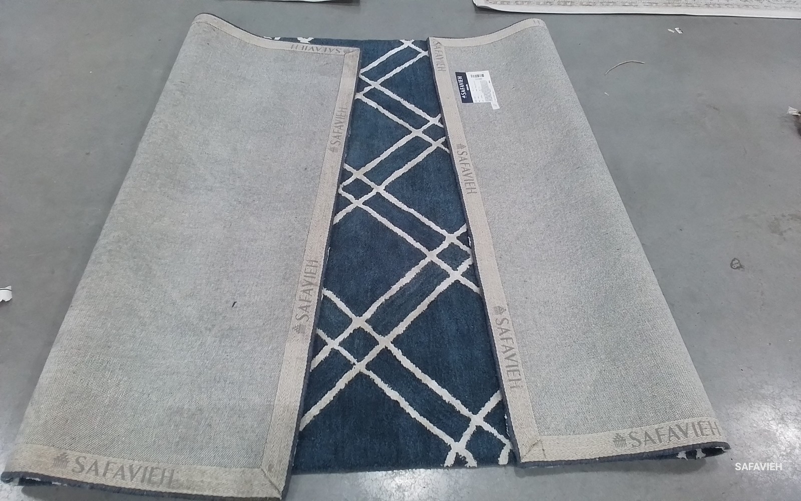 NAVY / SILVER 5′-0″ x 8′-0″ Back Stain Rug, Reduced Price 1172807645 HIM901N-5