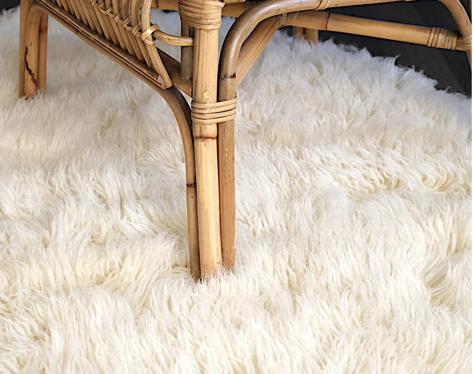 PREMIUM ROUND FLOKATI RUGS | 100% WOOL | FLUFFY SHAG PILE | GREEK FLOKATI RUG