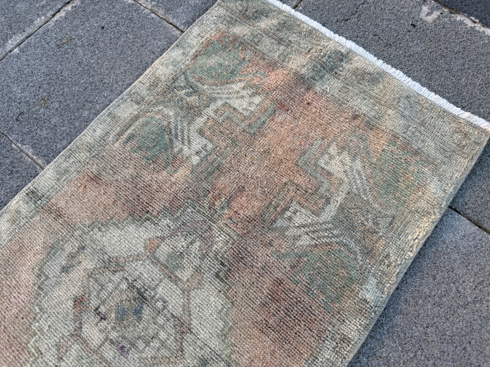 Small Vintage Oushak Rug 1.5×3.2 ft Hand Knotted Turkish Wool Pastel Accent Rug