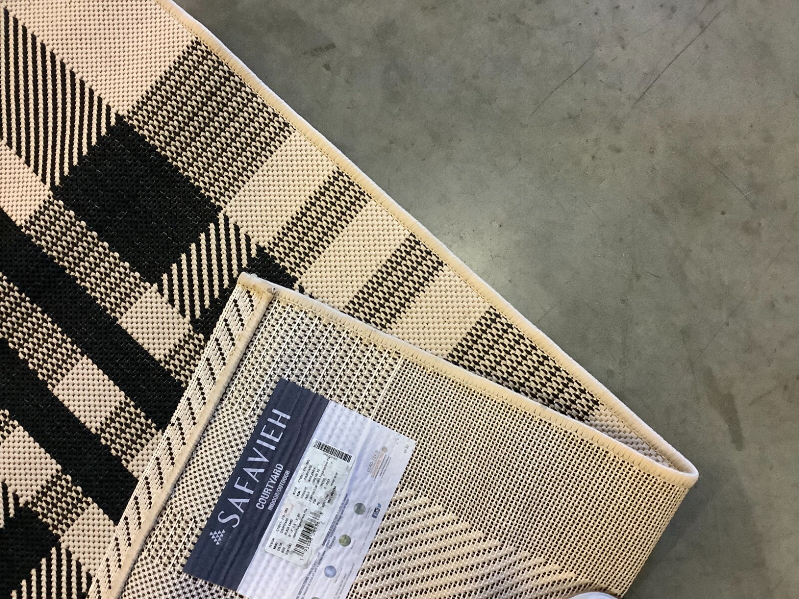 BLAK / BONE 5′-3″ x 5′-3″ Back Stain Rug Reduced Price 1172669478 CY6201-216-5SQ