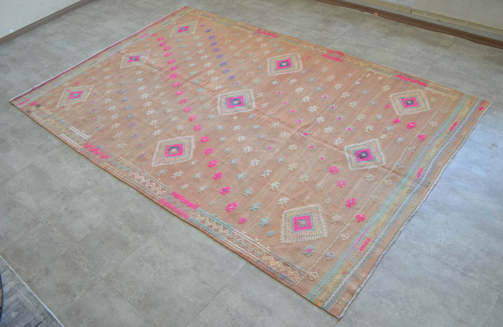 6×9 Rug Turkish Hand Made Kilim Antique Muted Color Pink Rug actual: 59″ x 98″