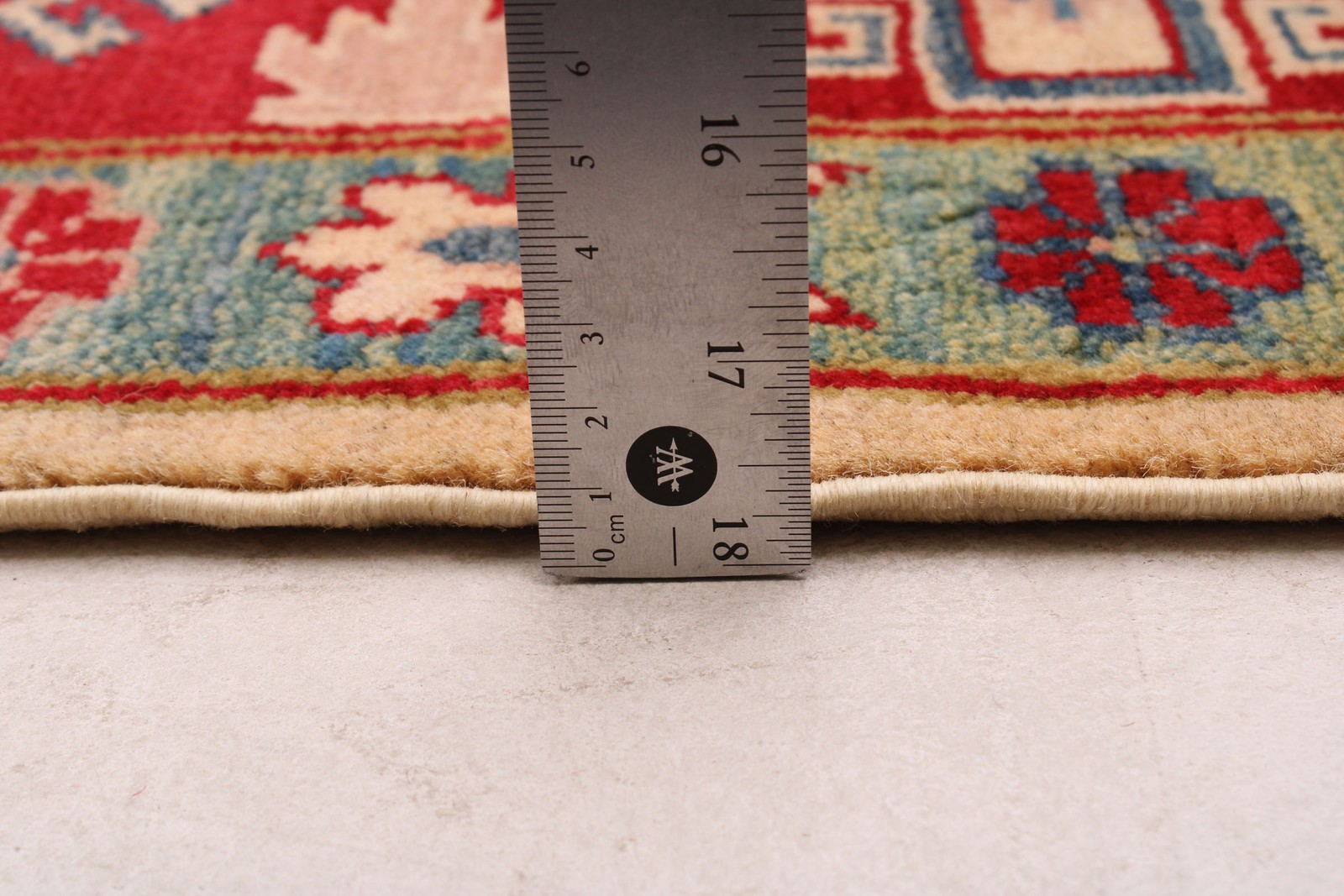 Traditional Ivory Hand-knotted Oriental Carpet 6’7″ x 9’0″ Wool Area Rug