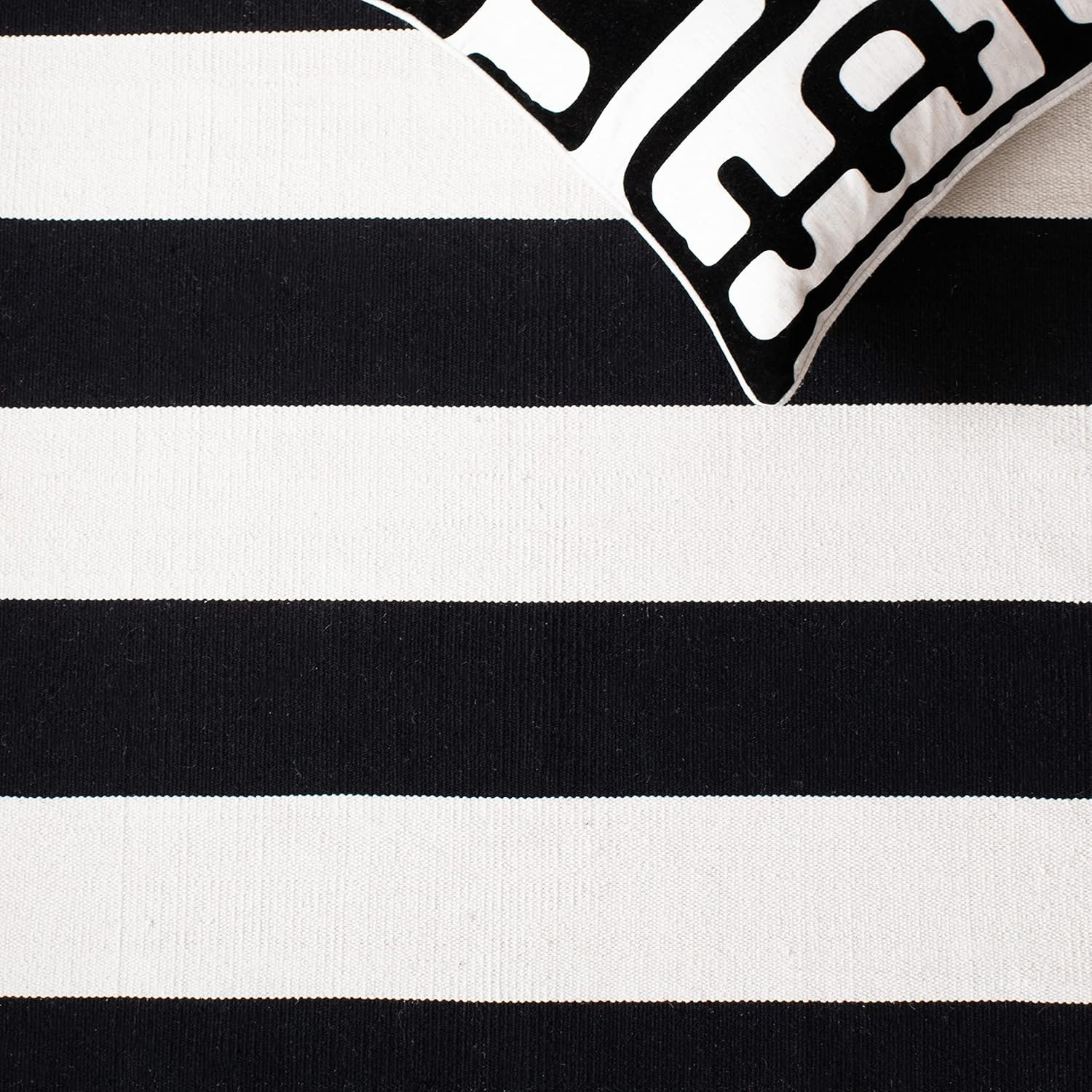 Montauk 9′ x 12′ Handmade Cotton Area Rug – Black & Ivory Stripes