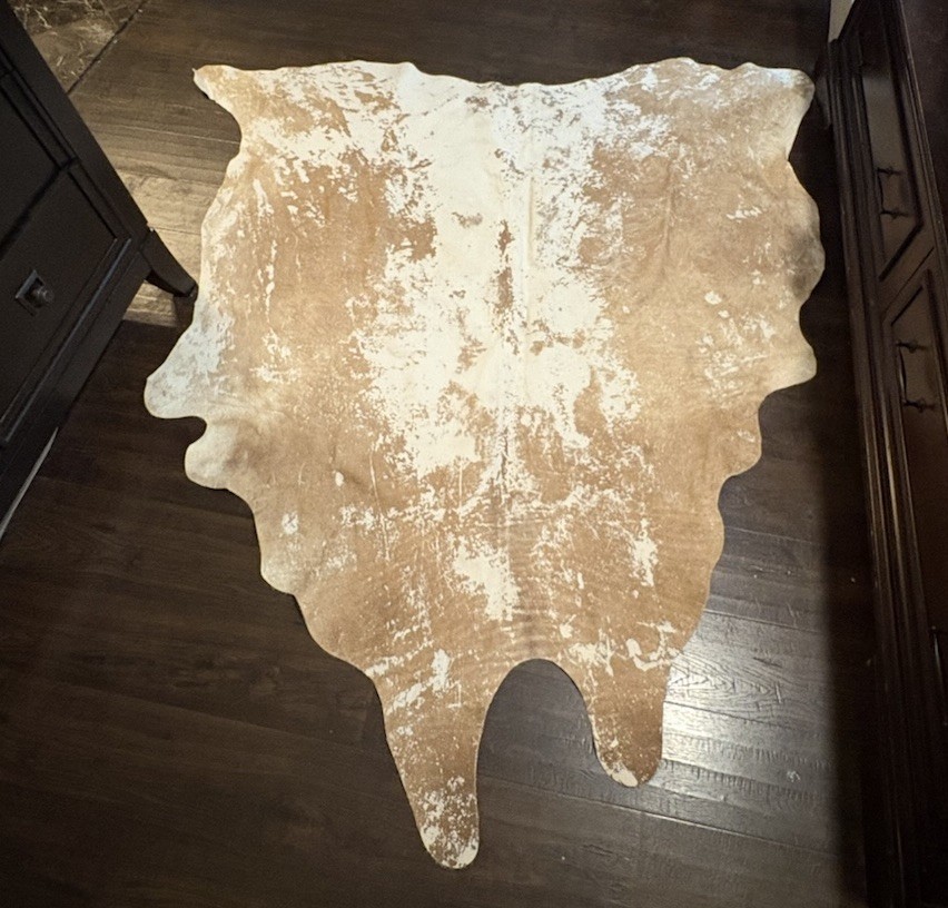 Hairless Cowhide Rug Large 5ft9” X 5ft9”Cream Brown Tan IKEA Torsted 1823-156