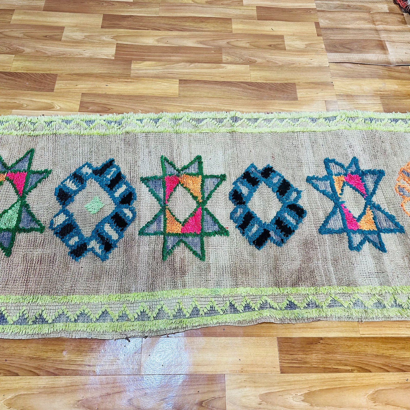 Bohemian Moroccan Shag Runner 32×126 in – Handmade Wool – Star Design Neon Accen