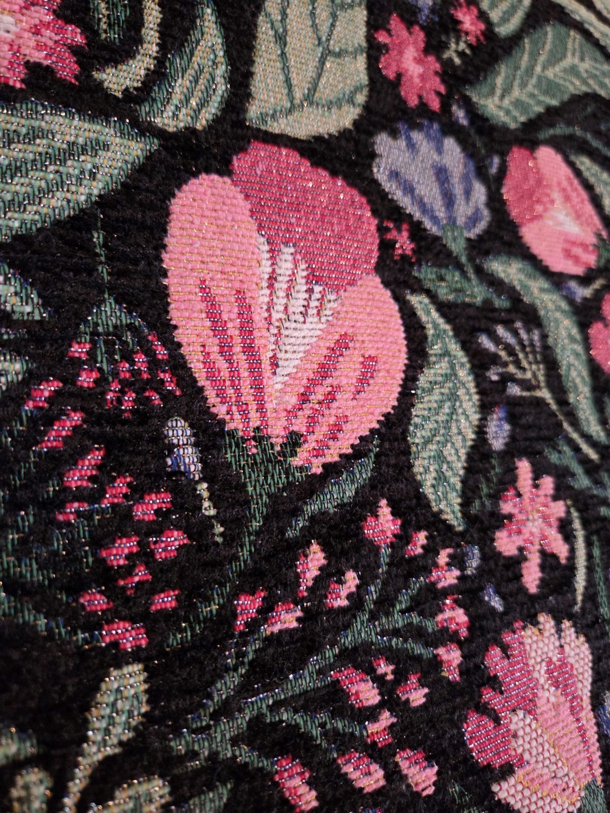 NEW⚘⚘️Glitter Pink Purple Floral Larkspur Living Accent Rug 20×32 Inches Indoor