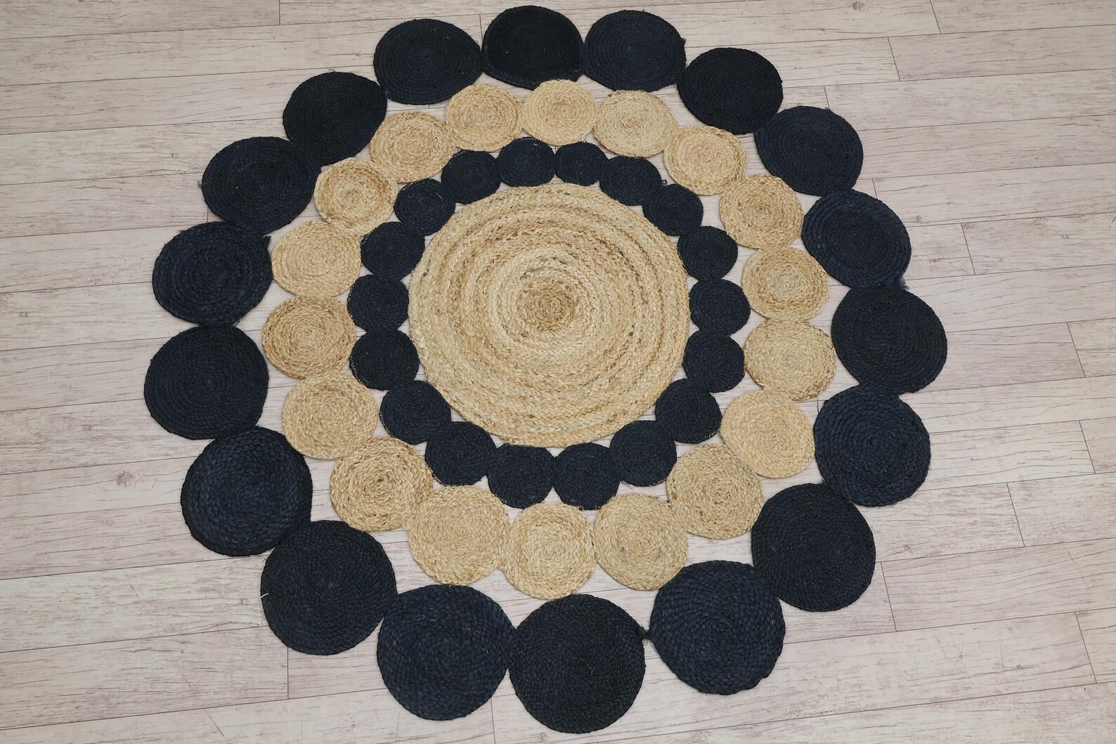 Scallop Round Cotton Jute Rug Beige Black 3×3 4×4 5×5 ft, Hand Braided Boho Area