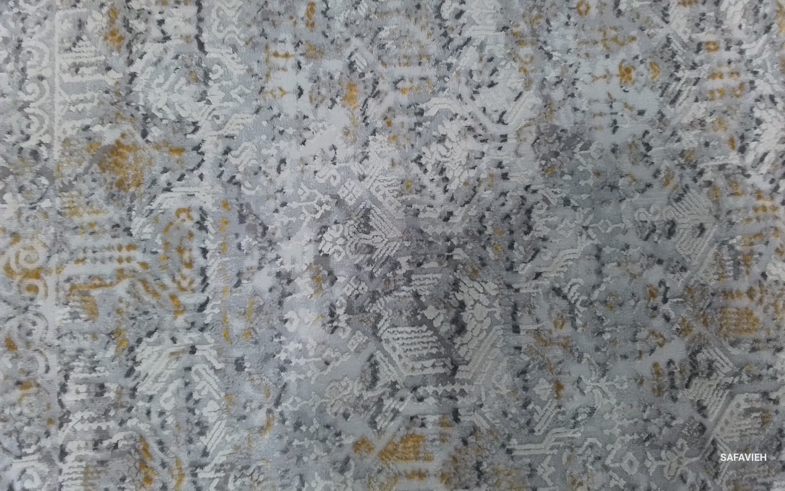 GREY / CREAM 5′-2″ x 7′-0″ Back Stain Rug, Reduced Price 1172801152 ALH625E-57