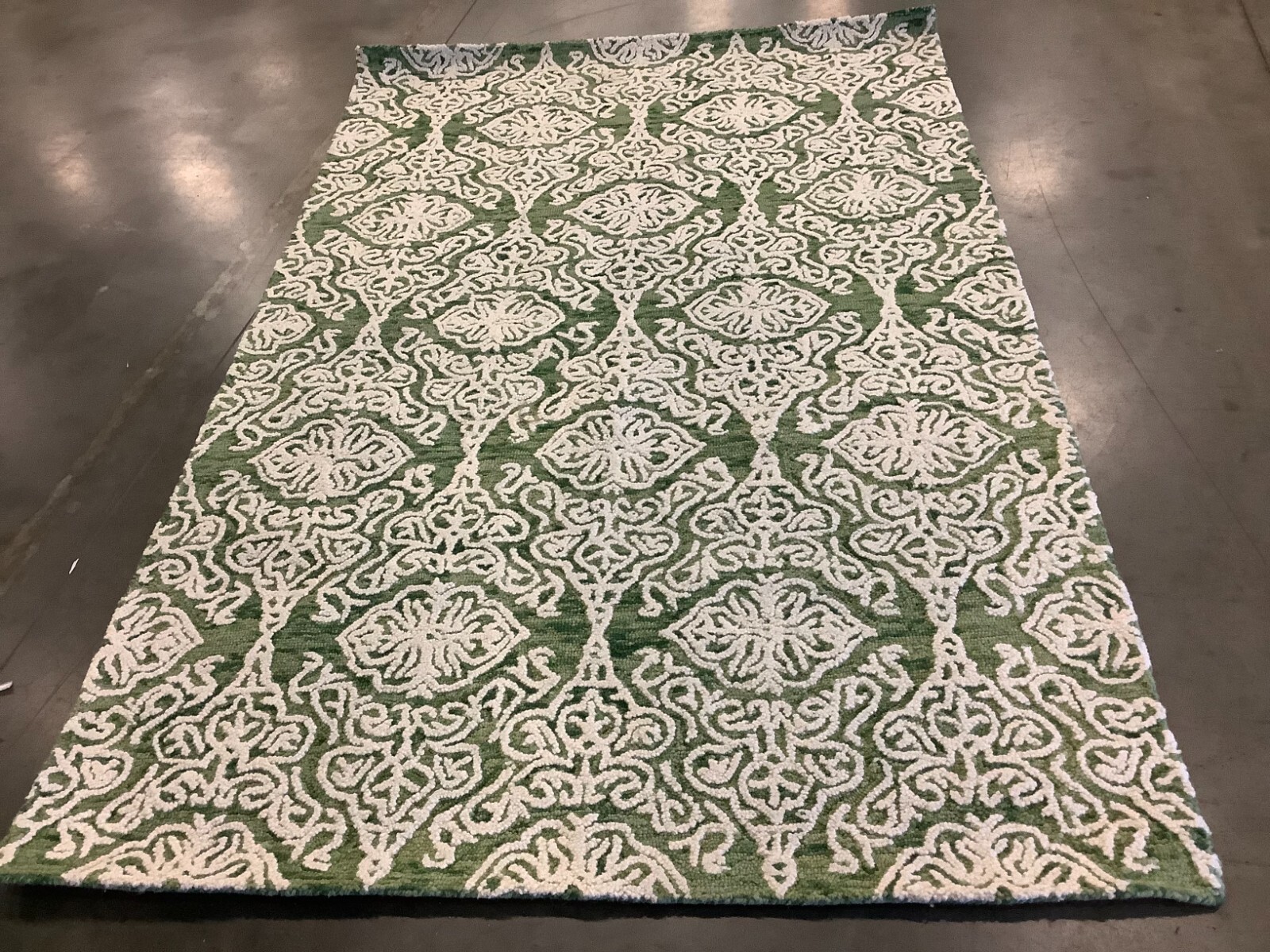 GREEN / IVORY 5′ X 8′ Flaw in Rug, Reduced Price 1172667253 BLM112Y-5