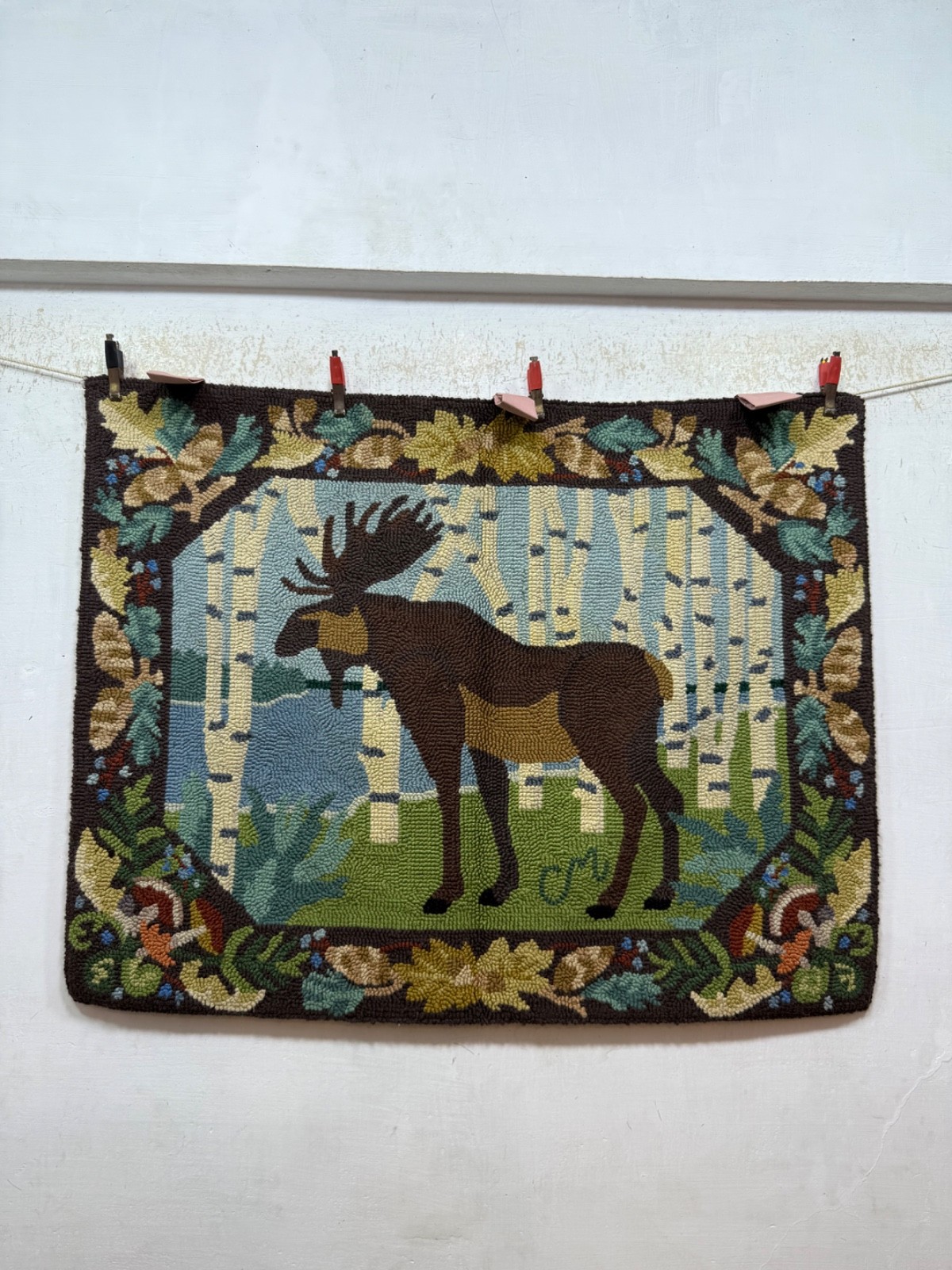 Vintage Beautiful Pictorial Figurative Hooked Rug Wall Hanging Floor Area