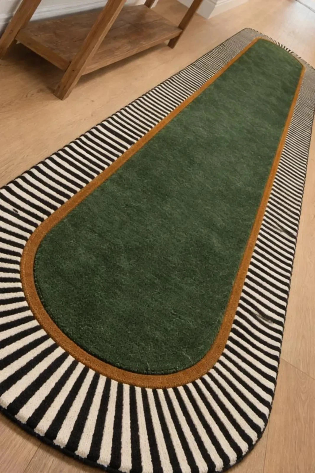 Hand-Tufted Modern Runner Carpet with Green Center & Striped Border |8×10|8×12|